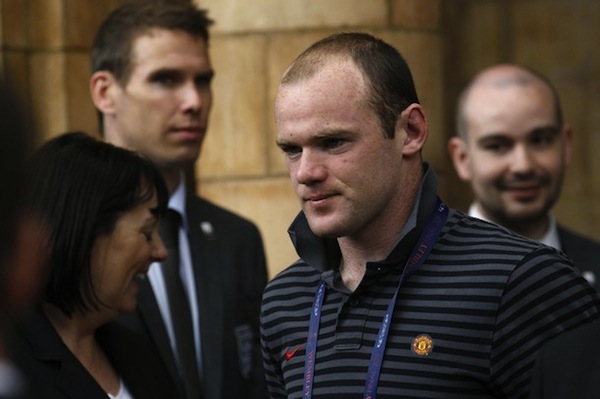 wayne rooney hair transplant