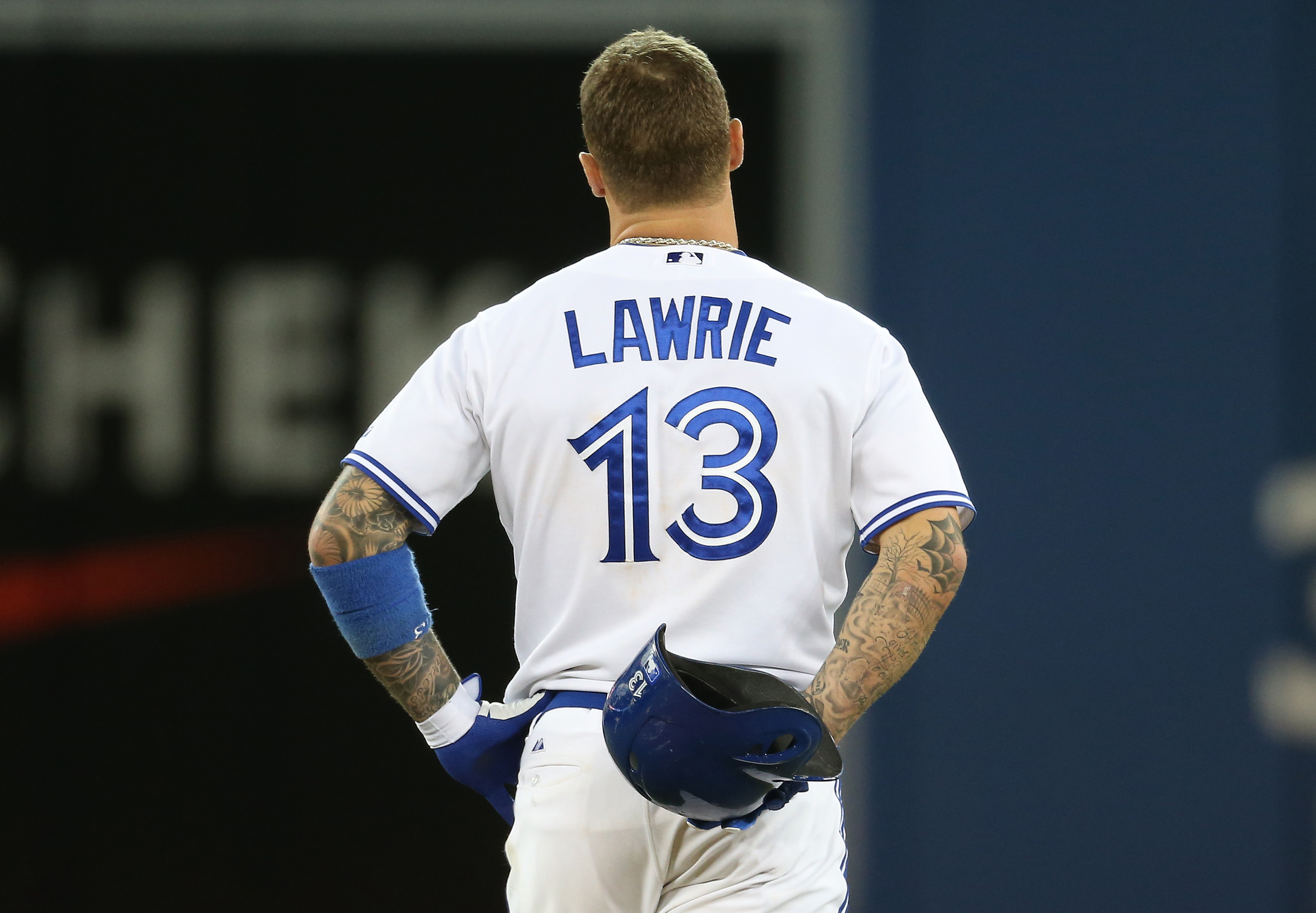 Brett Lawrie provides an update on what he's up to : r/baseball