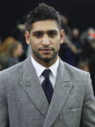 Amir Khan, younger brother fight off six would-be car thieves