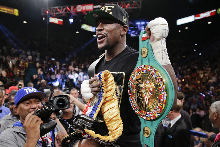 Floyd Mayweather Moves To 45-0 With Decision Over Canelo Alvarez