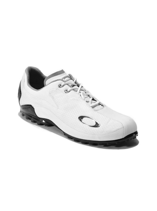 Devil Ball Proving Ground: Oakley’s Cipher golf shoe, apparel