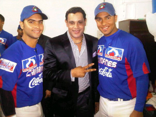 Photo: Sammy Sosa's skin is still very white