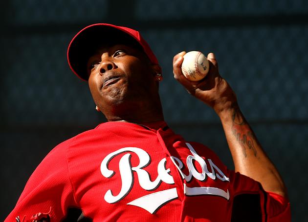 Reds pitcher Aroldis Chapman hit in face with line drive