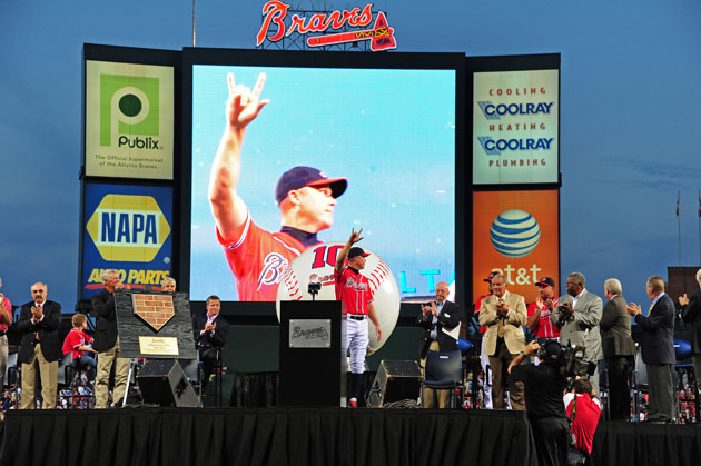 Chipper Jones: Braves manager offer would have to 'knock my socks off