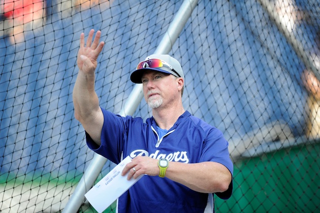 Mark McGwire to become new Dodgers hitting coach