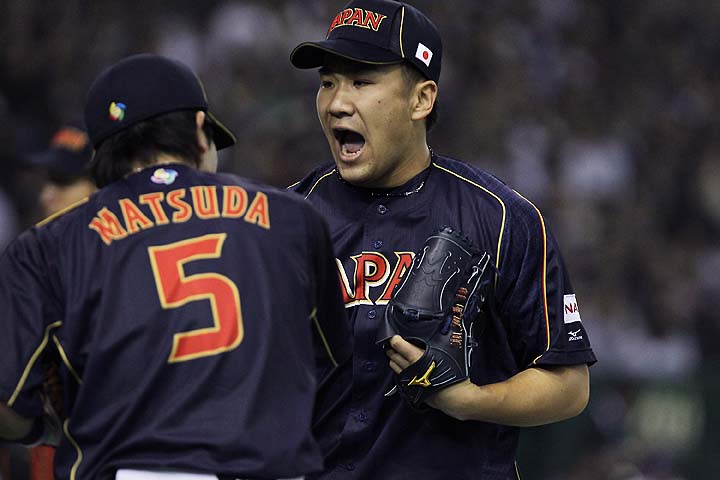 Masahiro Tanaka loses in return to Japanese baseball