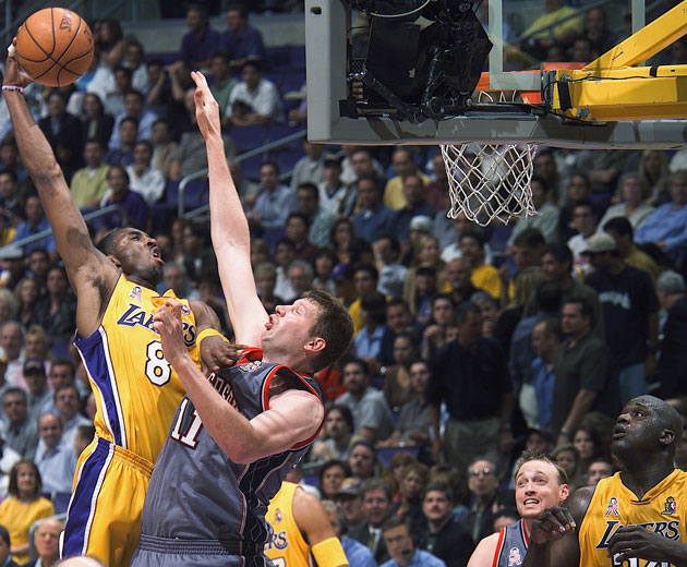 SI Photo Blog — Kobe Bryant skies over Todd MacCulloch while