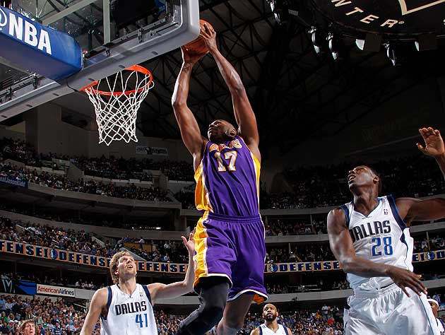 Bynum's return to Lakers may be month away - Los Angeles Times
