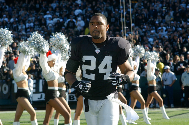 Tracy Porter has a bitter reaction upon having to give No. 24 to Charles  Woodson