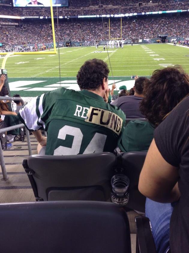 New York Jets fan uses his old Darrelle Revis jersey to make a statement  about the team