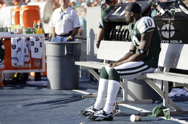 Jets' Mark Sanchez, Santonio Holmes rebuilding chemistry 