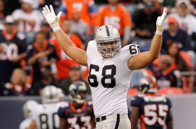 Raiders' Jared Veldheer gains Twitter fame for 'Incredible Hulk' photo –  The Denver Post