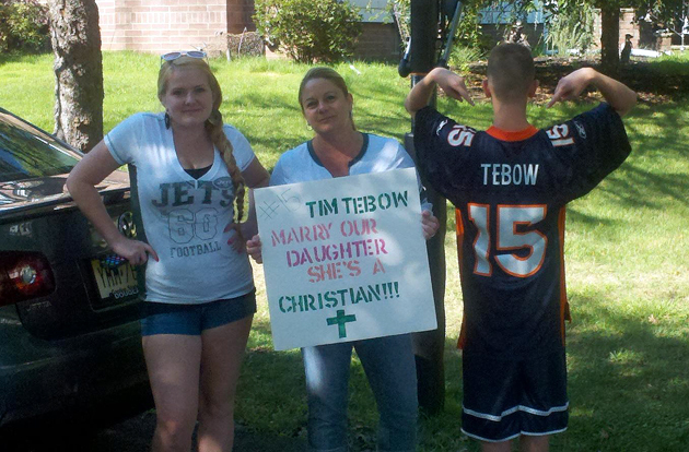 Tim Tebow jerseys: Why are New York Jets fans still wearing them