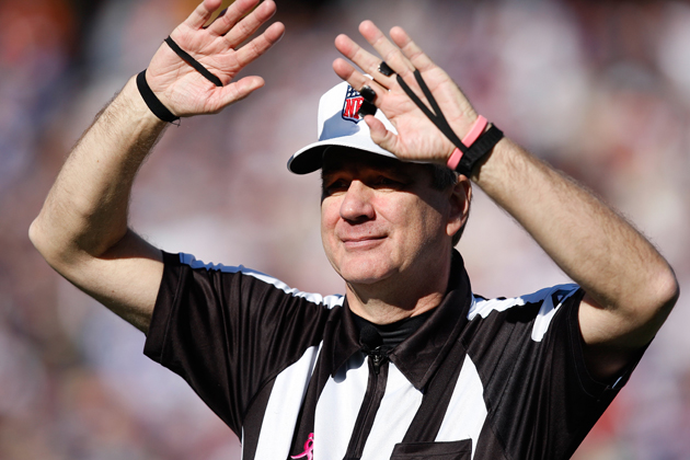 NFL referee Jeff Triplette *still* doesn't know the rules of football