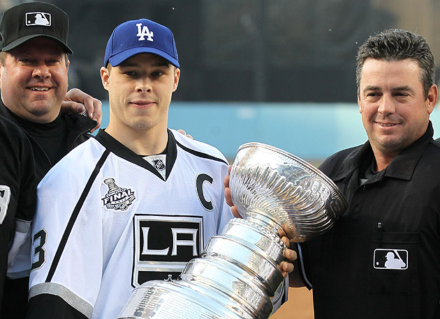 NHL's Gary Bettman On Outdoor Game At Dodger Stadium: “When You Look At  Hockey In Southern California, It Works”