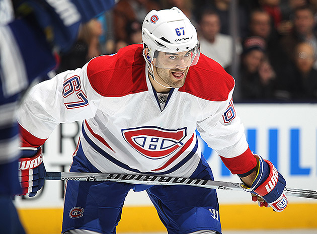Carolina Hurricanes Max Pacioretty leaves game with lower-body