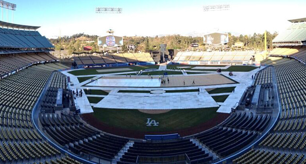 Kings-Ducks Dodger Stadium Game To Feature Street Hockey, Beach