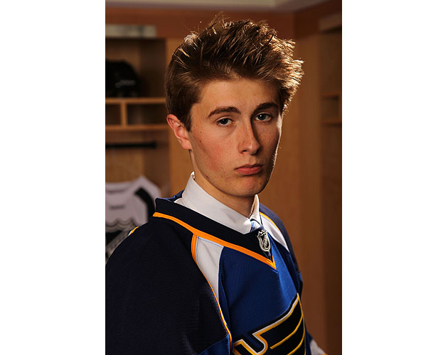 The 10 most awkward 2017 NHL Draft rookie photos