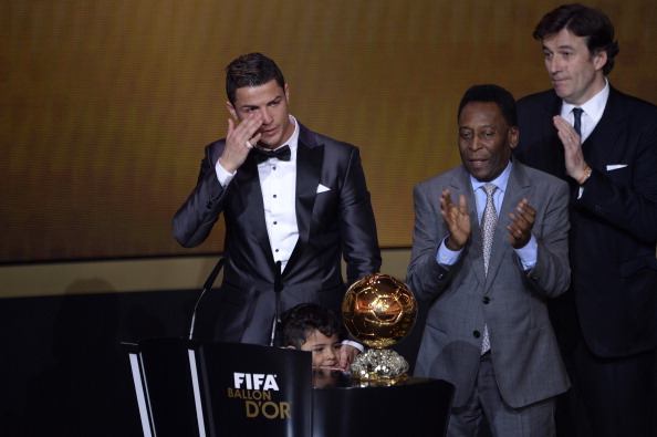 Cristiano Ronaldo awarded the 2008 Ballon d'Or