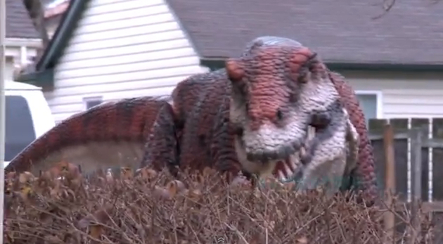 Fake Dinosaur Unleashed In ‘jurassic Prank On Unsuspecting Passerby 