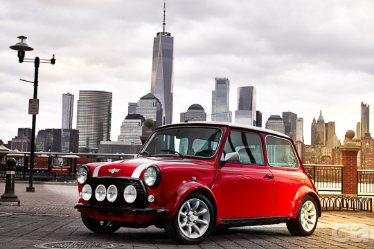 P90298491_highRes_classic-mini-electri