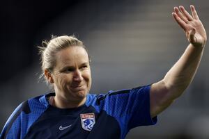 Seattle Reign FC signs head coach through 2028 season