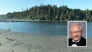 US KIRO Skeletal remains found on WA beach identified as former Oregon mayor