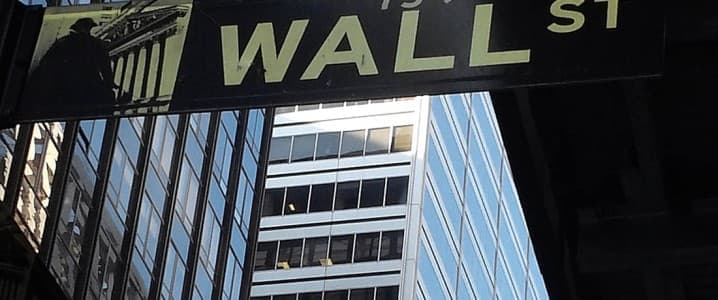 Saham Energi Unggul di Awal Tahun Seiring Pelambatan Pengeboran Shale