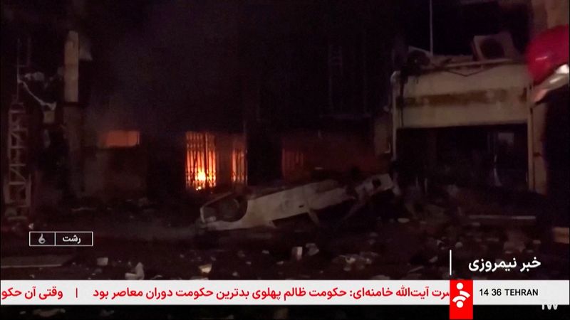 Iran warned regional states of strikes on US bases if attacked, official says