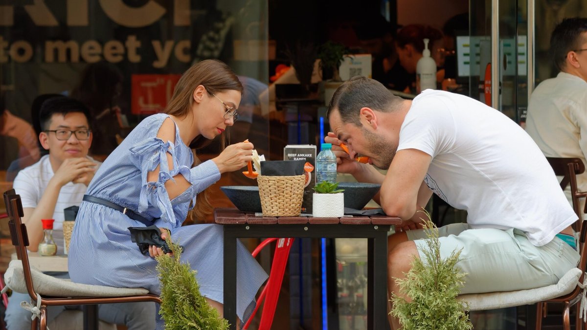 Iconic Chick-fil-A rival closed over 1,100 stores, no bankruptcy