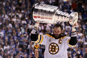 Boston Bruins retira el número 33 de Zdeno Chara esta sombra en el TD Garden.|Aquí está todo lo que necesita retener