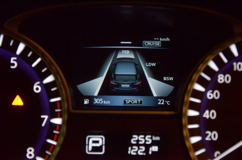 駕駛儀表上可顯示相關主、被動安全系統的狀態
