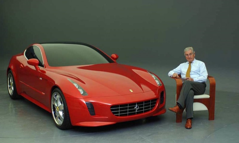 喬治亞羅本人與Ferrari GG50概念車