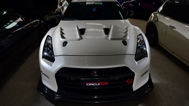 百萬 戰衣 Nissan R35 Gt R專用top Secret Aero Package北台灣捕獲 Yahoo奇摩汽車機車