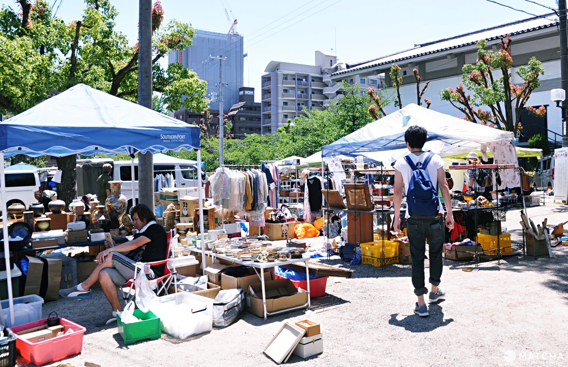 四 天王寺 骨董 市