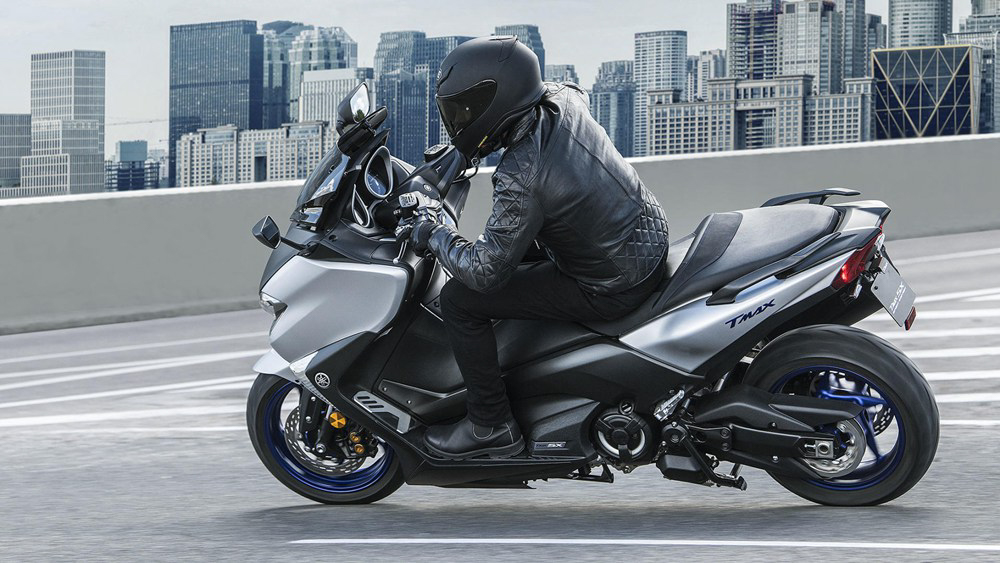 精益求精的速克達王者：YAMAHA TMAX SX Sport Edition