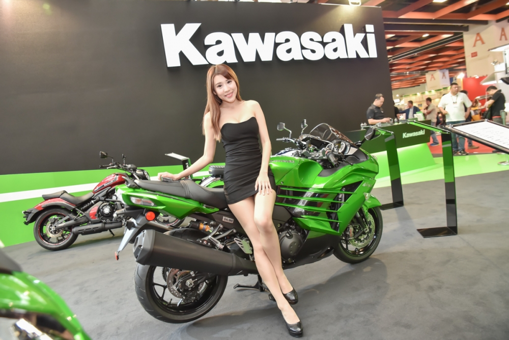 2017 KAWASAKI NINJA1000、Z650 現身台北車展