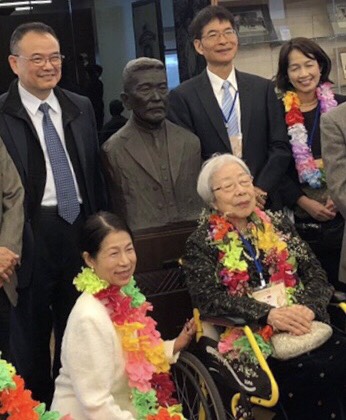 台灣雕塑界國寶黃土水的台灣醫療之父 高木友枝銅像 捐彰中 Yahoo奇摩遊戲電競