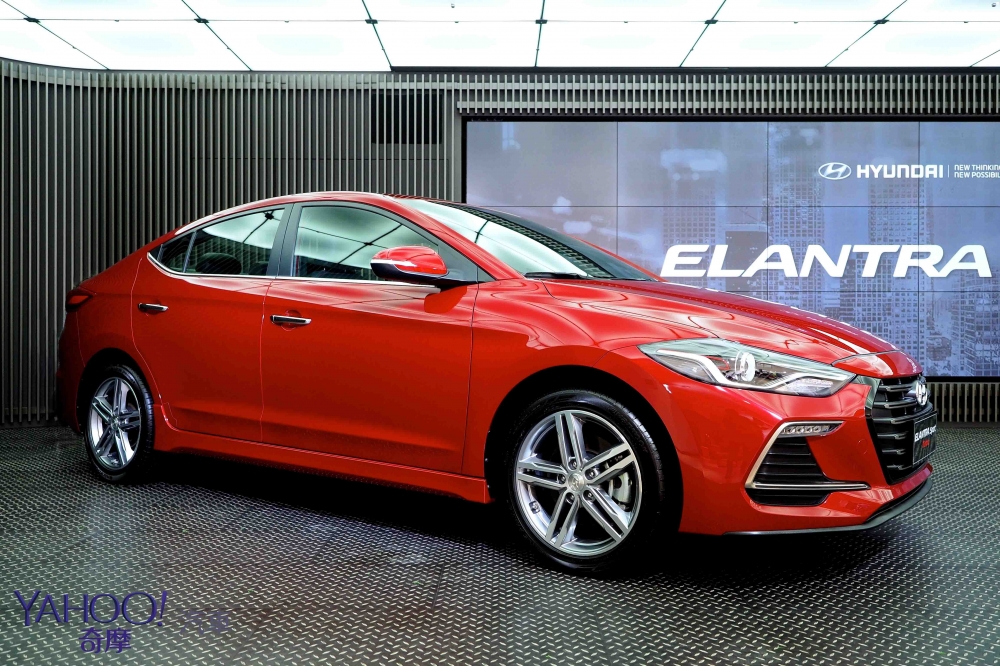 109.9萬挑戰運動系級距！Hyundai Elantra Sport限量抵台