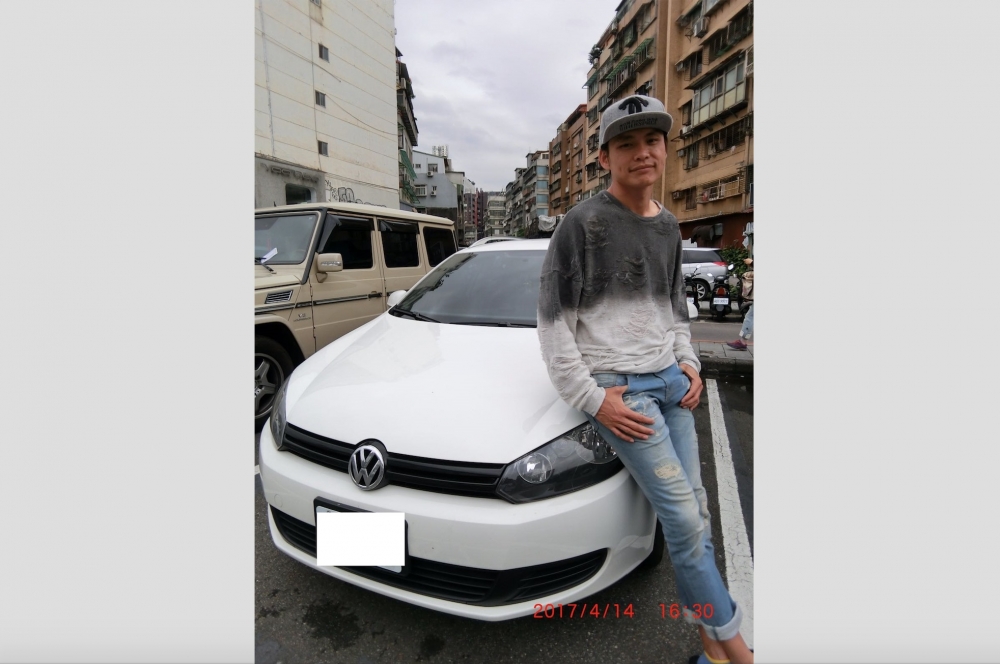 【明星聊愛車】黃鐙輝愛車福斯Golf Variant好開CP值高　剛拿到重機駕照就挑戰環島！