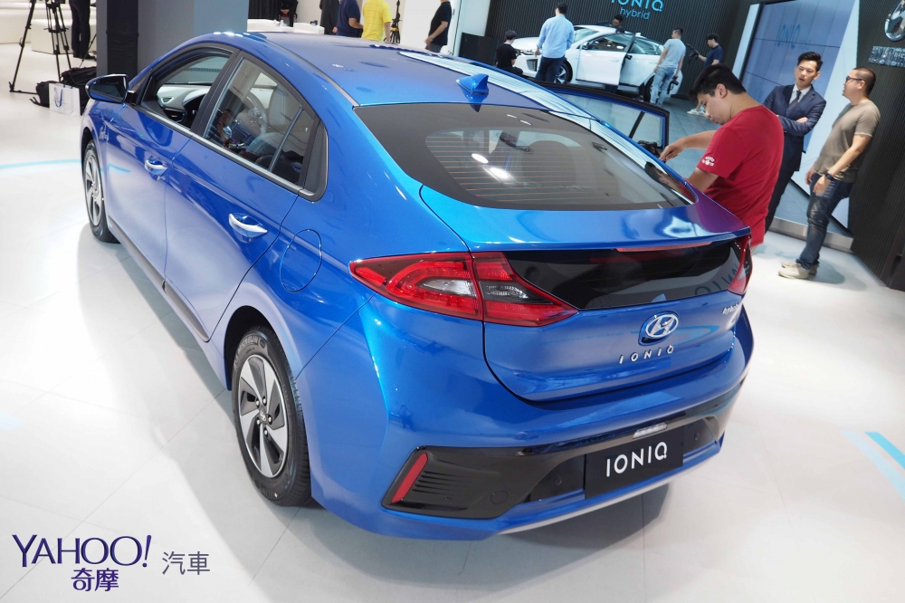 挑戰油電霸權！Hyundai Ioniq Hybrid 99.9萬殺氣上陣！