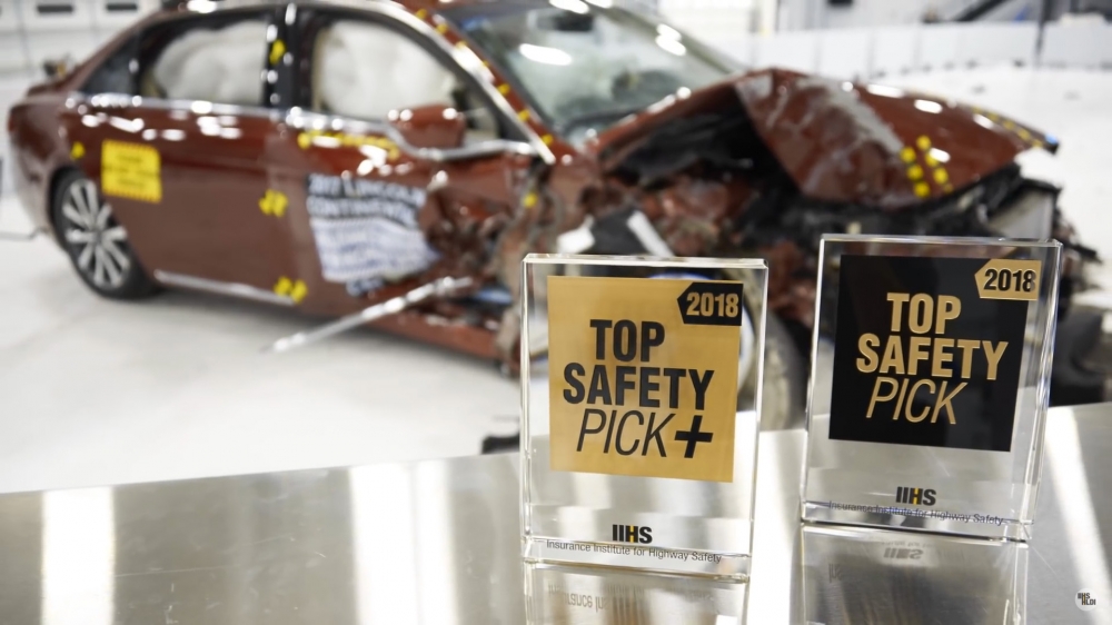 美國公路安全保險協會IIHS，日前公布2018年度安全車單，其中最受矚目的，就是最高安全首選（Top Safety Pick+）的15款車