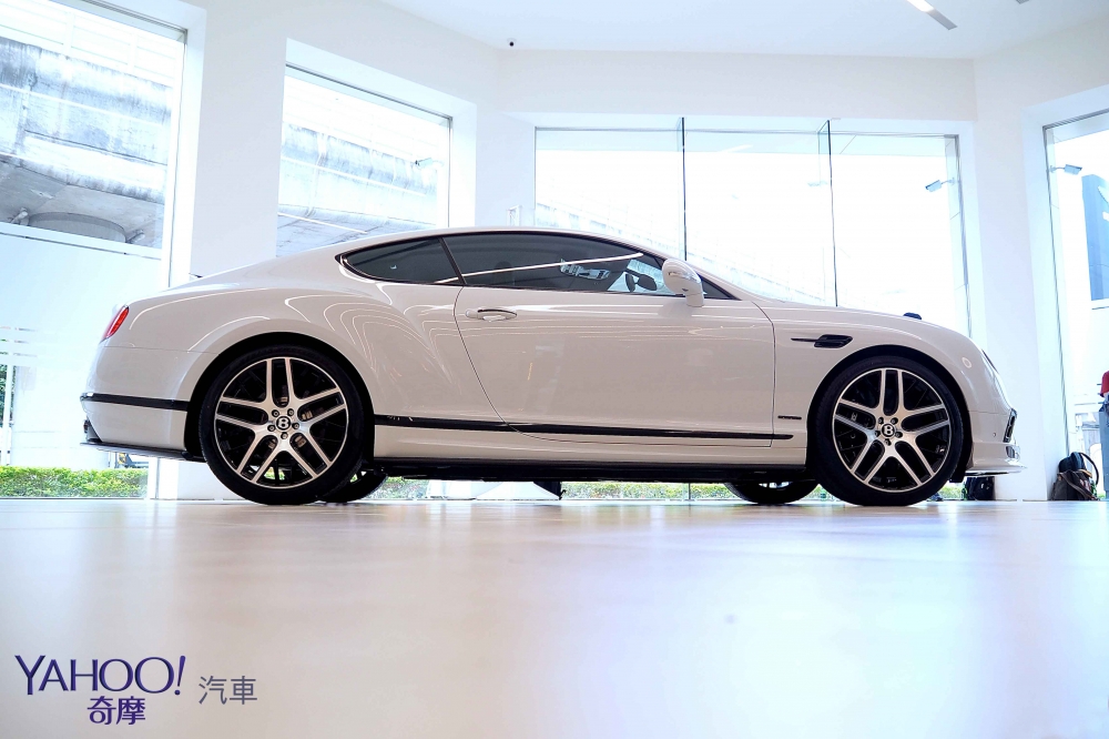 奢華，難以言喻！Bentley Continental Supersports限量抵台