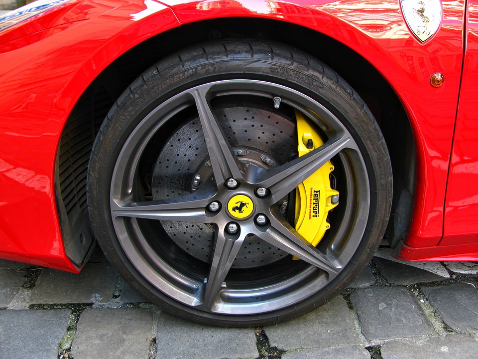 挑選輪胎還得搭配輪框，輪框規格秘密你了解多少？