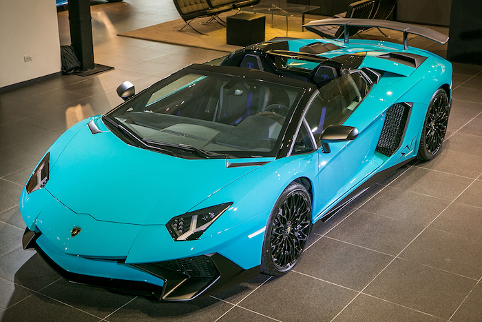 Lamborghini Aventador LP 750-4 Superveloce Roadster首現台灣