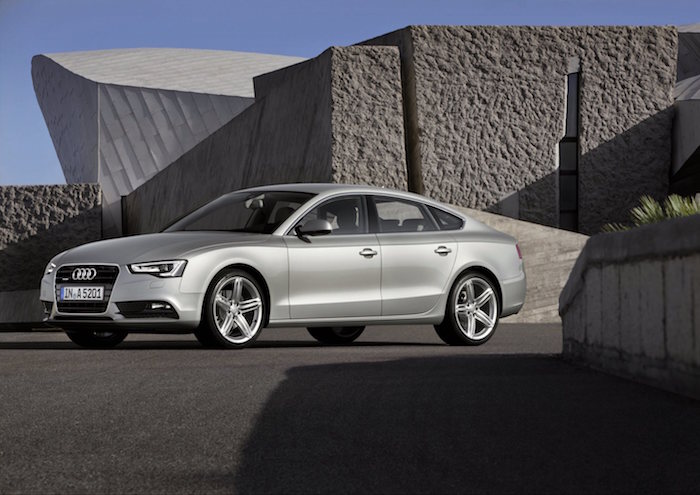 入主四環耀眼轎跑雙星  感受欲罷不能的奔馳快感 Audi A5 全車系「五年安心優付方案」限時啟動