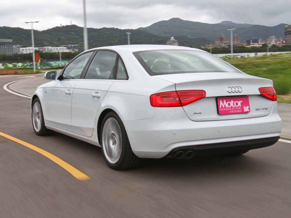 【Date With LUCY】鍾情特仕 Audi A4 35 TFSI S line Edition