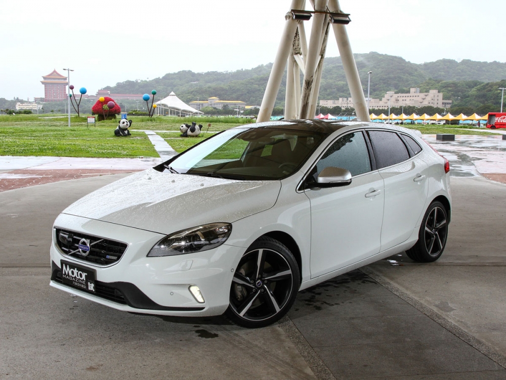 【企劃報導】柴能動力首現 Volvo V40  D4 R-Design