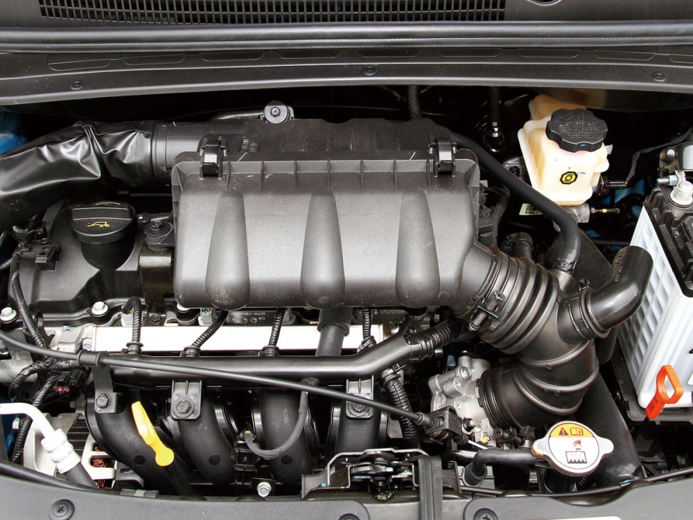 i10搭載一具1.25升直列四缸引擎，帶來84hp/12.3kgm動力數據。