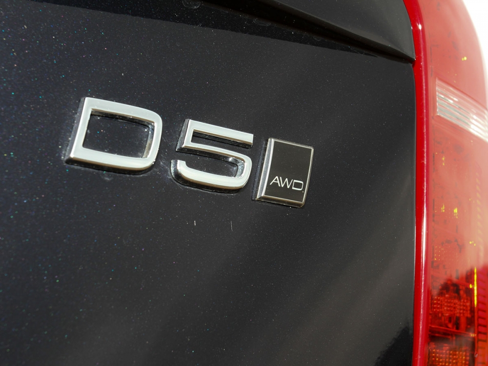 【企劃報導】不願屈於主流之俗 Volvo XC90 D5 momentum+